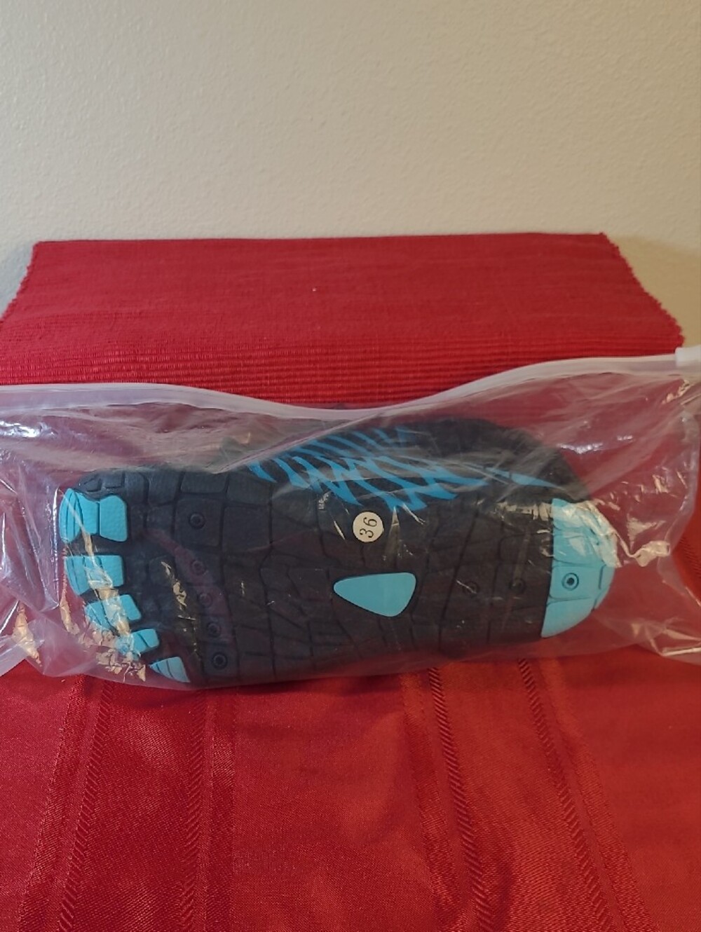 NWT Peak Footwear Lorax Pro Barefoot Shoes Black Teal Size 6 - Picture 10 of 11